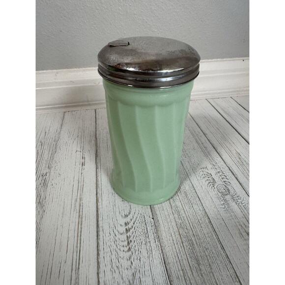Vintage Jadite Ribbed Sugar Jar Pour Table Top Dispenser Stainless Flip Top Lid - Picture 3 of 10